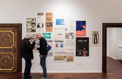 Auch Josef Finks Grafiken sind Teil der Ausstellung.